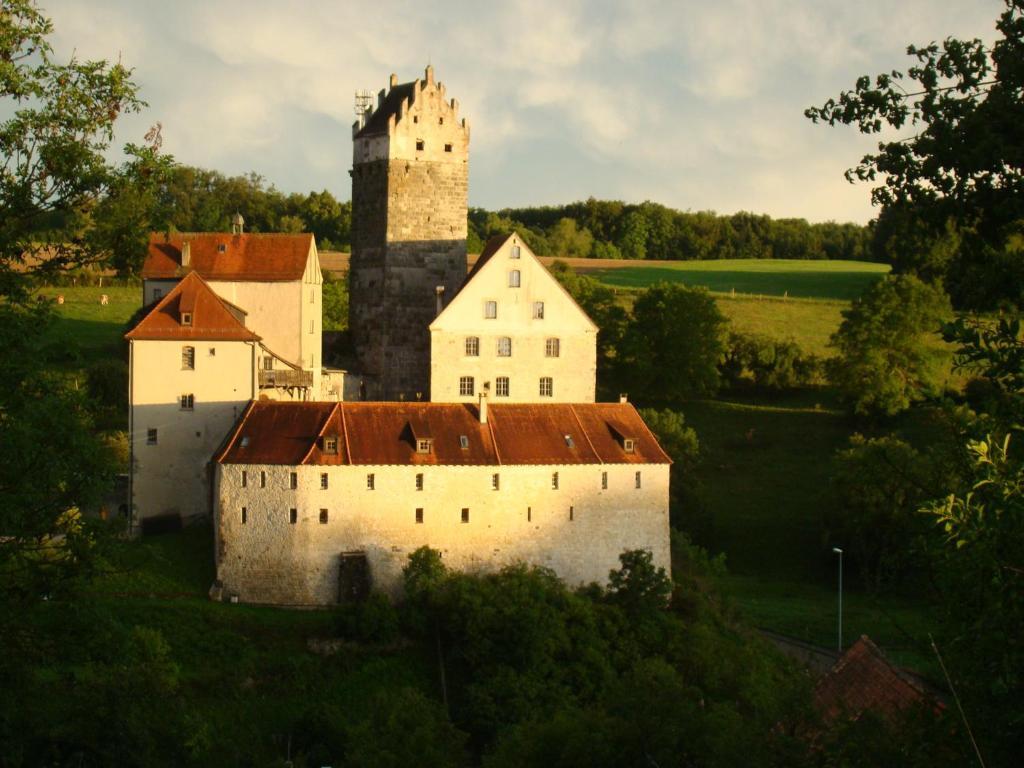 Burg Katzenstein Gasthuis 3*